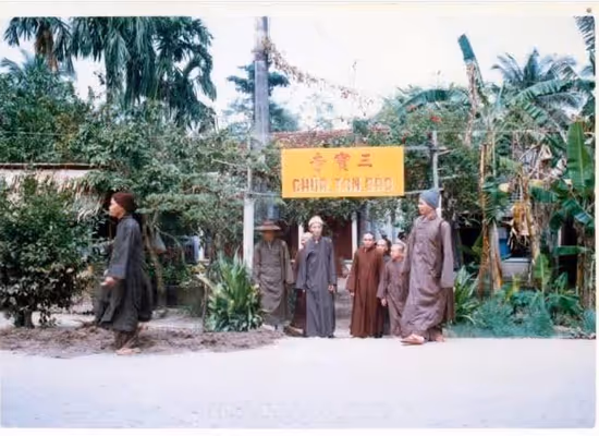 HÌNH ẢNH HOÀI NIỆM ÂN SƯ